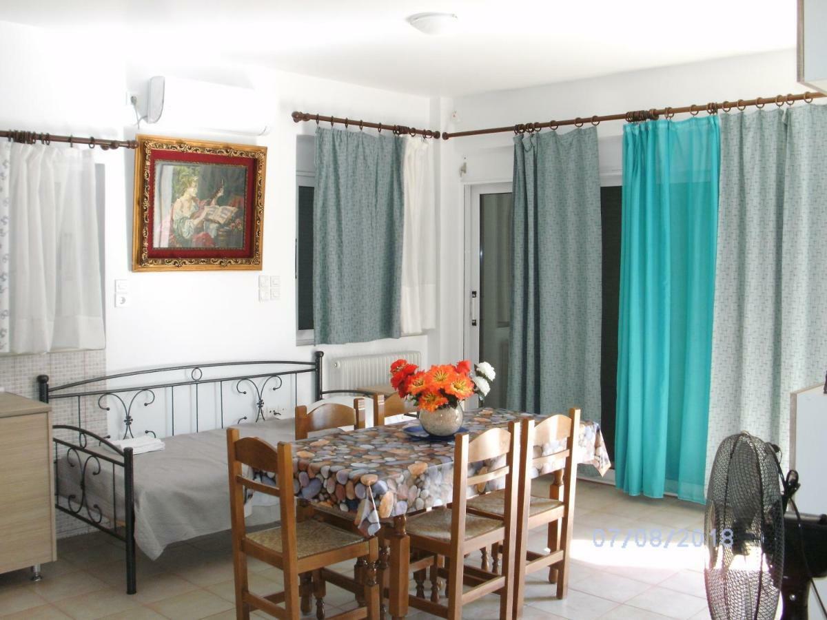 Nina Rooms Artemida  Exteriér fotografie